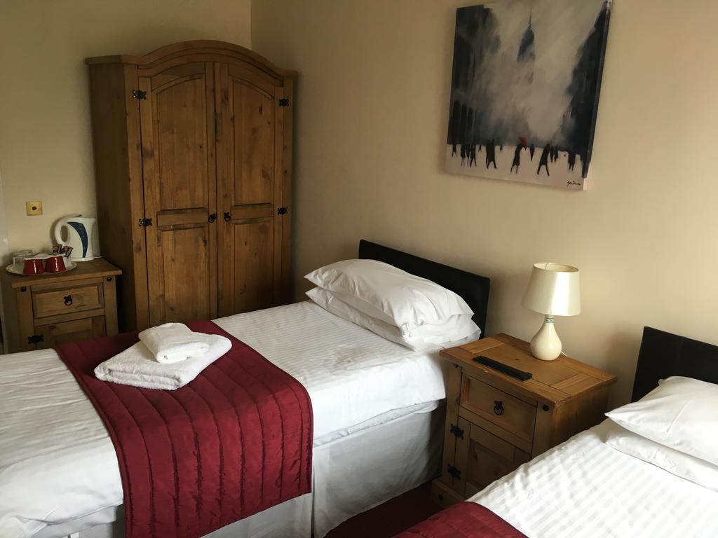 Novar Arms Hotel Evanton Extérieur photo