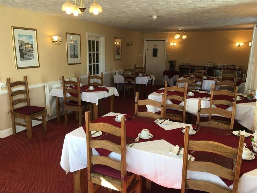 Novar Arms Hotel Evanton Extérieur photo